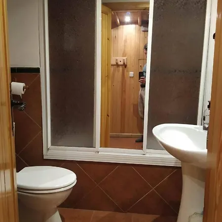 Gran Estudio Maribel, Pegado A Pistas