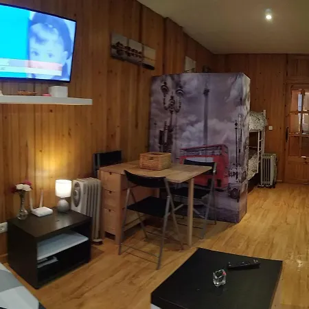 Gran Estudio Maribel, Pegado A Pistas *